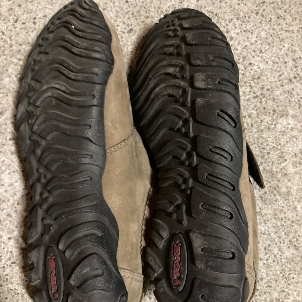 Teva Shoes, Barely Worn - image 3